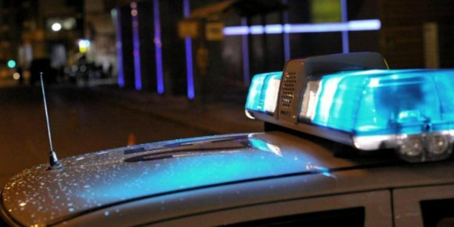 ΛΑΡΝΑΚΑ: Άγρια καταδίωξη με πυροβολισμούς – Προσέκρουσε σε δύο οχήματα και ακινητοποιήθηκε