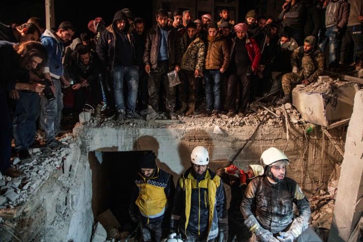 ΣΥΡΙΑ: Νεκροί άμαχοι από έκρηξη κοντά σε αρχηγείο τζιχαντιστών