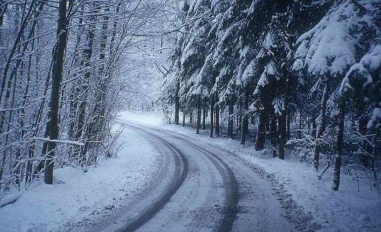 Έντονη χιονόπτωση στα ορεινά – Διαβάστε ποιοι δρόμοι έκλεισαν