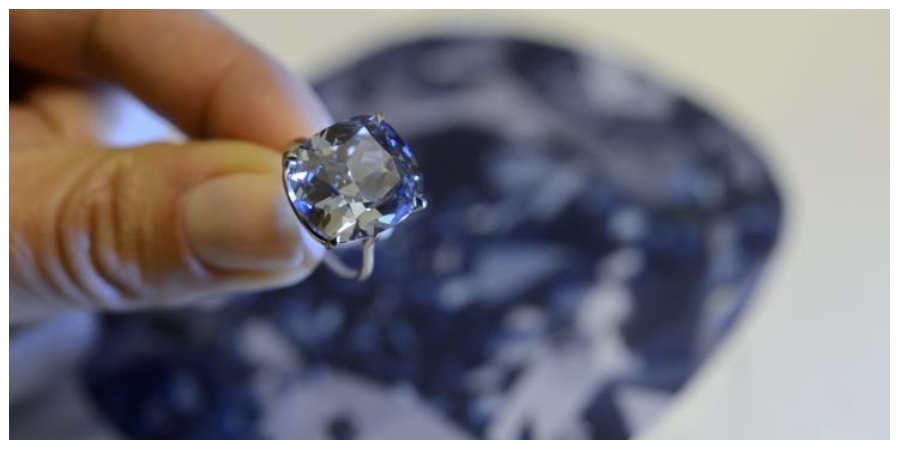 ΙΑΠΩΝΙΑ: Εκλεψαν Διαμάντι αξίας 1,6 εκατομμυρίων ευρώ από έκθεση κοσμημάτων