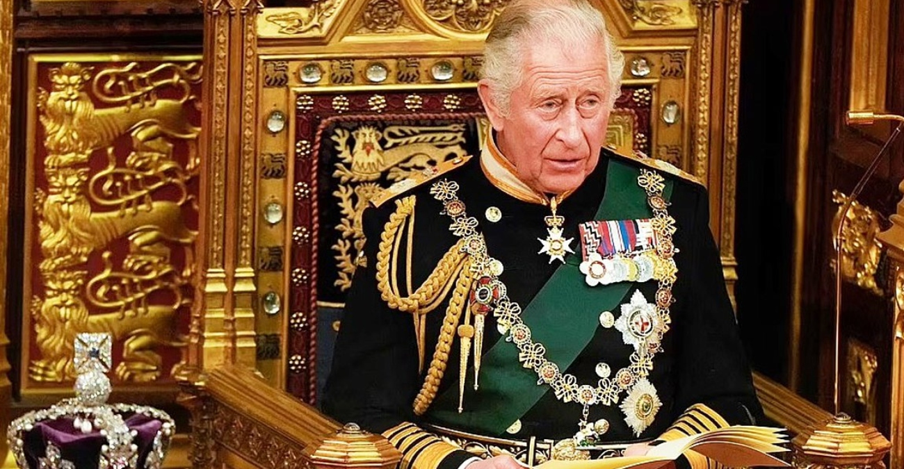 Ανησυχία στο Παλάτι: Δημοσιεύματα για την υγεία του Βασιλιά Καρόλου - Eχει καταρρεύσει ψυχικά και σωματικά