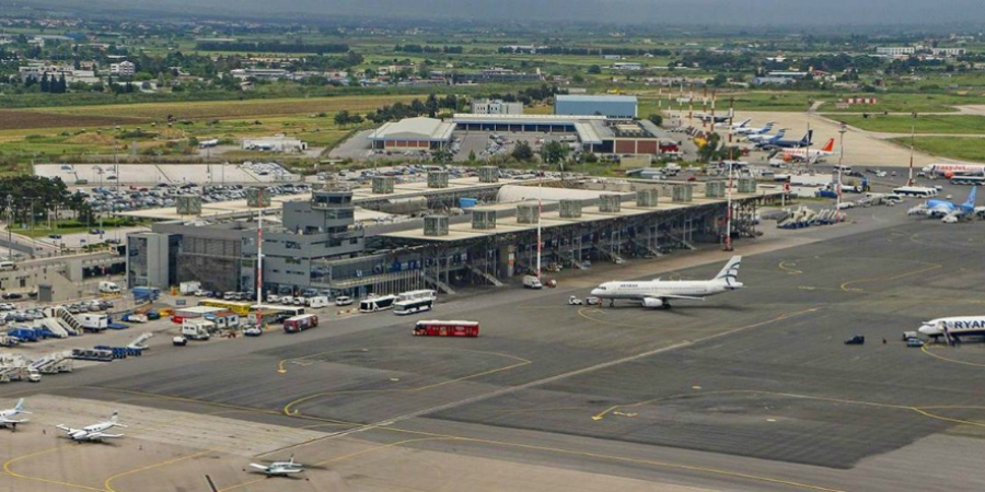 ΕΛΛΑΔΑ: Ακινητοποιήθηκε αεροσκάφος που μετέφερε επιβεβαιωμένη περίπτωση κορωνοϊού