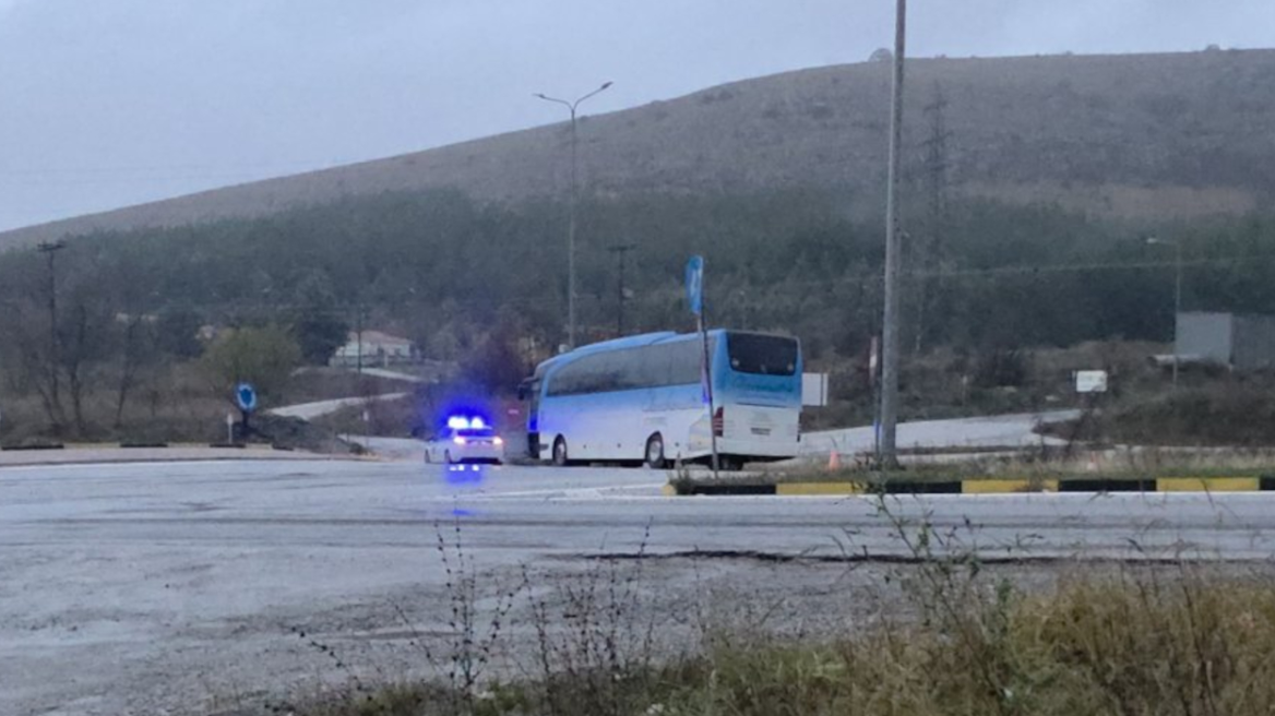 Ο επιβάτης που έσωσε 25 ανθρώπους όταν ο οδηγός έπαθε ανακοπή: «Έτρεξα και άρπαξα το τιμόνι, αντέδρασα ενστικτωδώς»