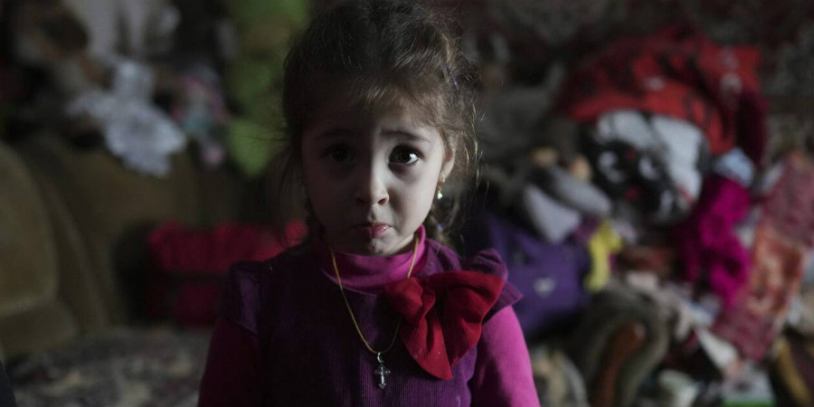Φόβοι ότι τα παιδιά που φεύγουν από Ουκρανία θα πέσουν στα χέρια διακινητών