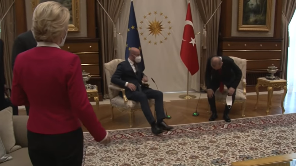 Τσαβούσογλου: Άδικες οι κατηγορίες κατά τουρκικής πλευράς, υπεύθυνη η ΕΕ για διευθέτηση καθισμάτων 
