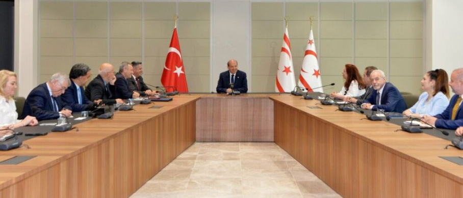 VIDEO: Στέλεχος ΠΑΣΟΚ - «Θεωρώ χειρότερο να παρευρίσκεσαι σε εκδήλωση της Ομάδας Αλήθειας, παρά στα  κατεχόμενα» 