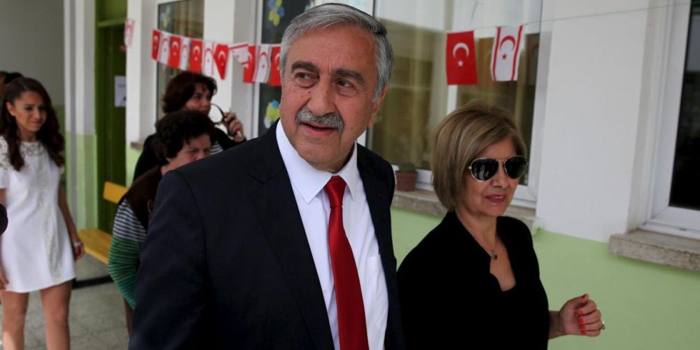 Επαφές Ακιντζί ενόψει συνάντησης με Πρόεδρο Αναστασιάδη