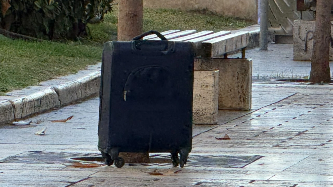 Συναγερμός για ύποπτη βαλίτσα στο κέντρο της Θεσσαλονίκης