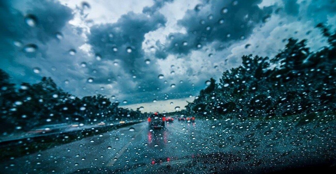 Έντονη βροχόπτωση επηρεάζει τον αυτοκινητόδρομο Λεμεσού-Πάφου παρά τη σήραγγα 
