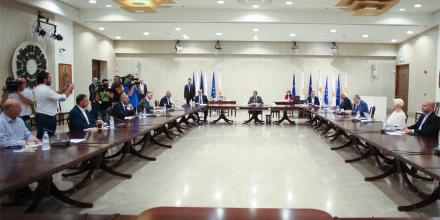 Σε εξέλιξη το Συμβούλιο Αρχηγών στο Προεδρικό: Τα θέματα που βρίσκονται στην ατζέντα