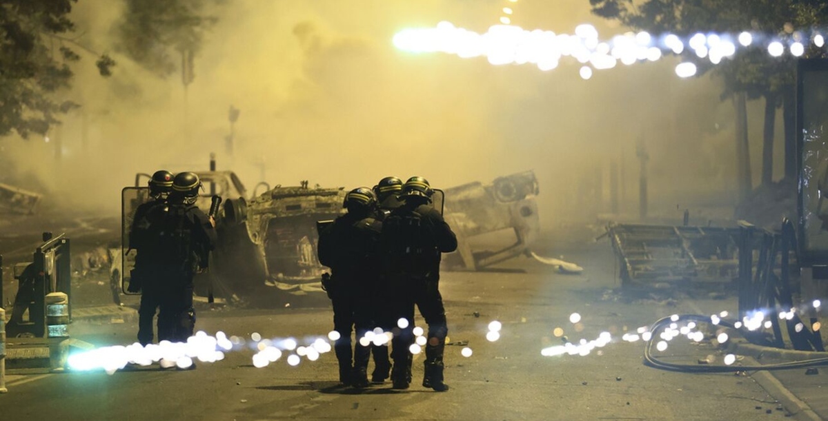 Γαλλία: Σημάδια εκτόνωσης των συγκρούσεων - Εκατοντάδες συλλήψεις, σε επιφυλακή η αστυνομία