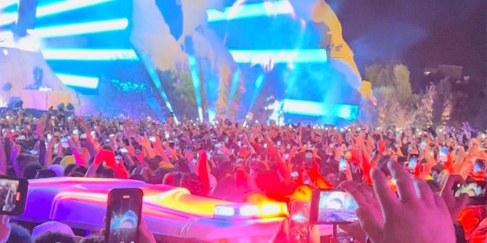 «Δεν μπορούσαμε να κουνηθούμε» – Συγκλονίζουν οι μαρτυρίες για το πολύνεκρο μουσικό φεστιβάλ Astroworld