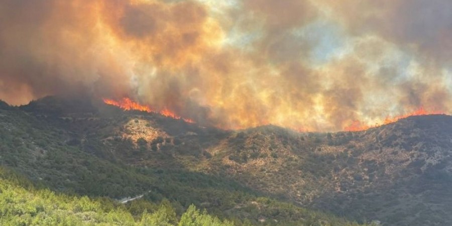 Πυρκαγιά στα κατεχόμενα: Υπάρχουν αναζωπυρώσεις - Έχουν καεί 16.300 στρέμματα