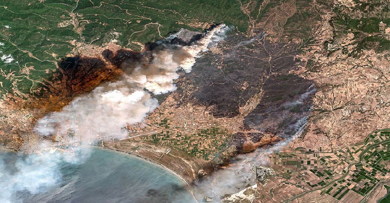 Πυρκαγιά στην Αλεξανδρούπολη: Δορυφορικές εικόνες αποκαλύπτουν το μέγεθος του πύρινου εφιάλτη