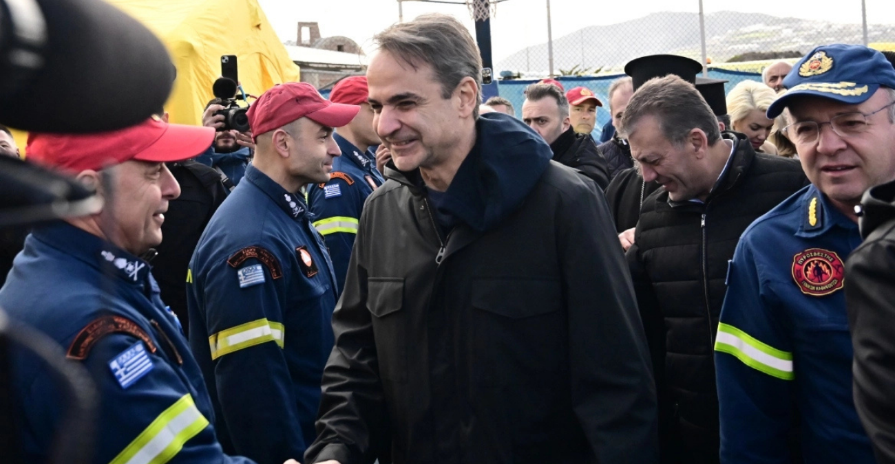 Μητσοτάκης για τους σεισμούς στη Σαντορίνη: Συγκρατημένη αισιοδοξία ότι δεν θα οδηγηθούμε στο κακό σενάριο