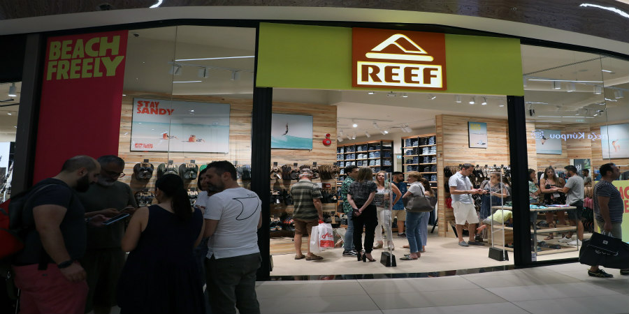 Εγκαίνια με καλοκαιρινή διάθεση  για το νέο κατάστημα REEF στο  NICOSIA MALL 