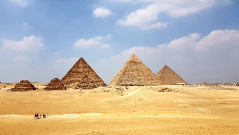 «Η αρχαιότερη πυραμίδα στον κόσμο δεν χτίστηκε από ανθρώπους»: Τι ισχυρίζονται οι ειδικοί