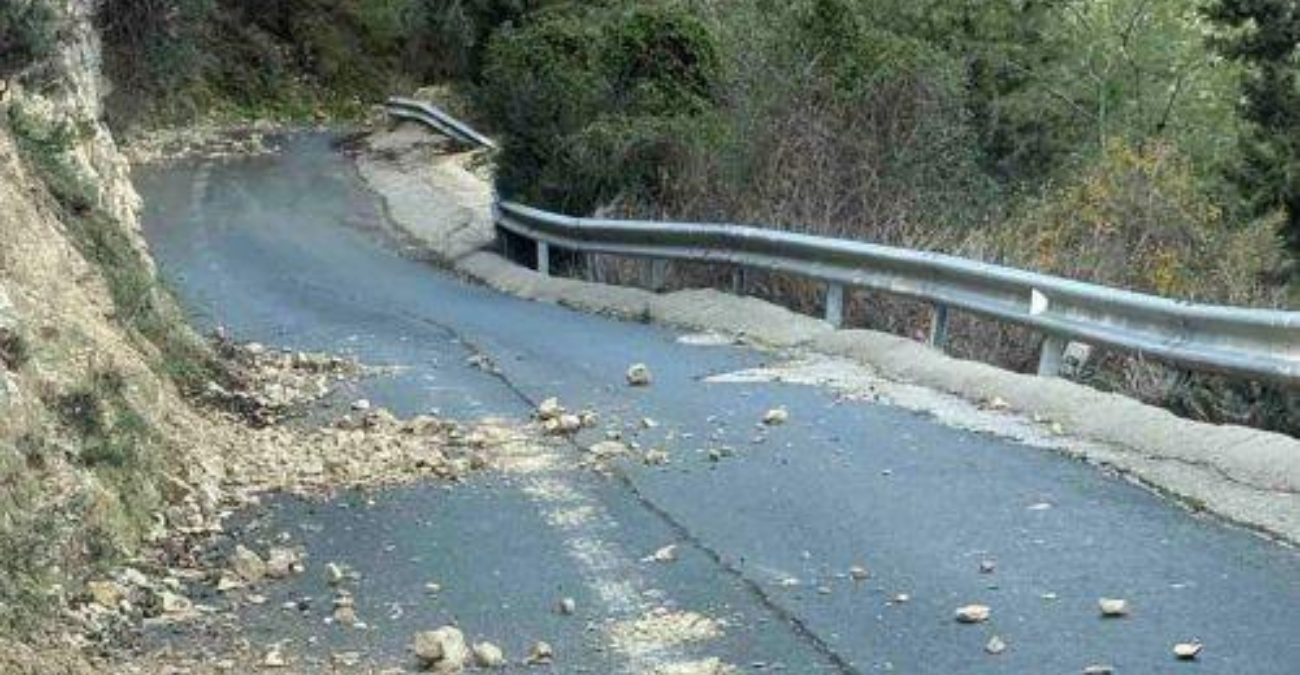 Προσοχή οδηγοί: Κλειστός δρόμος μετά από κατολισθήσεις - Ανακοίνωση της Αστυνομίας