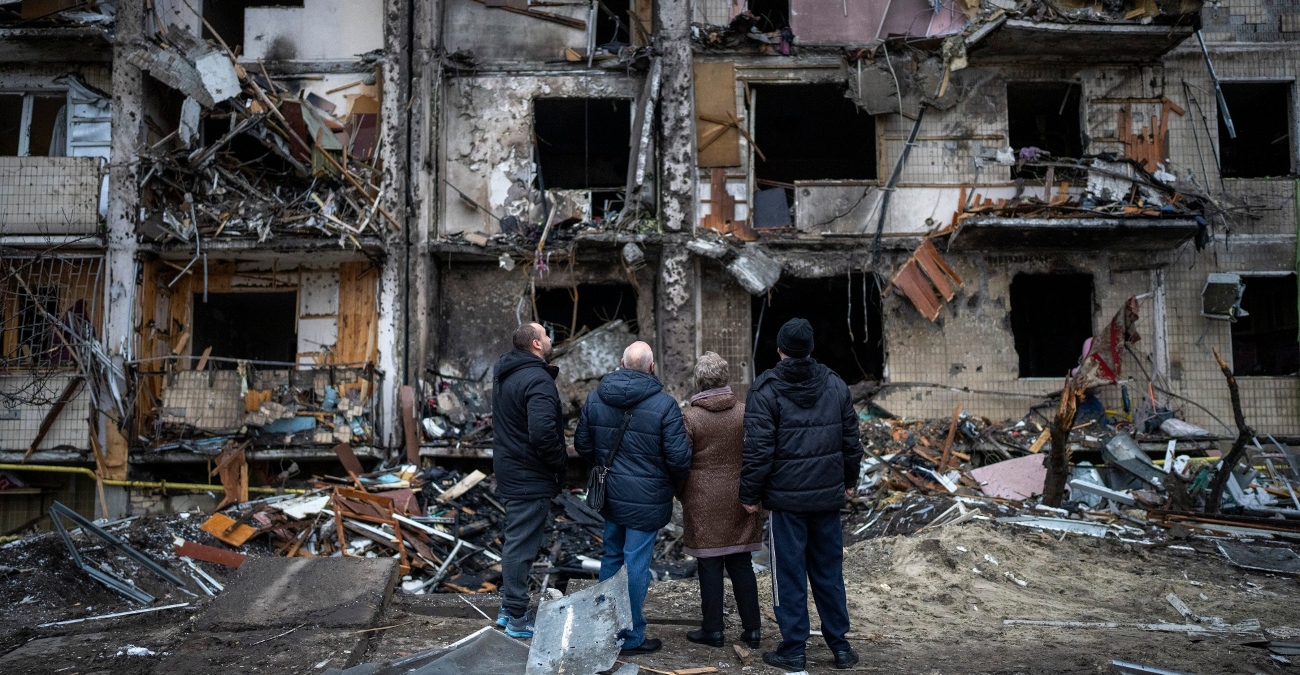 Ο Ερυθρός Σταυρός σταματά προσωρινά τις επιχειρήσεις του στην Ουκρανία για λόγους ασφαλείας