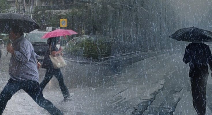 ΚΑΙΡΟΣ: Βροχές ή και καταιγίδα προβλέπει η μετεωρολογική υπηρεσία- Πού και πότε 'ανοίγουν οι ουρανοί'