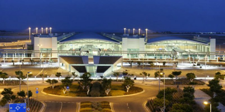 ΛΑΡΝΑΚΑ: Δύο πτήσεις προσγειώθηκαν έκτακτα στο αεροδρόμιο 