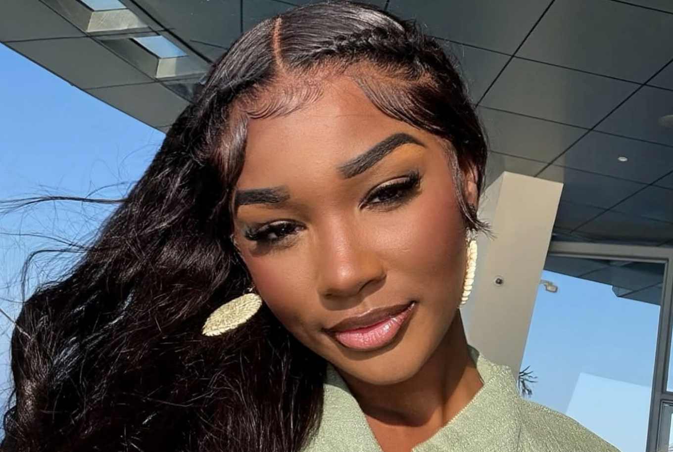 Μυστήριο με τον θάνατο influencer: Ο καβγάς με τον αρραβωνιαστικό της και το μοναδικό τηλεφώνημα στην οικογένειά της