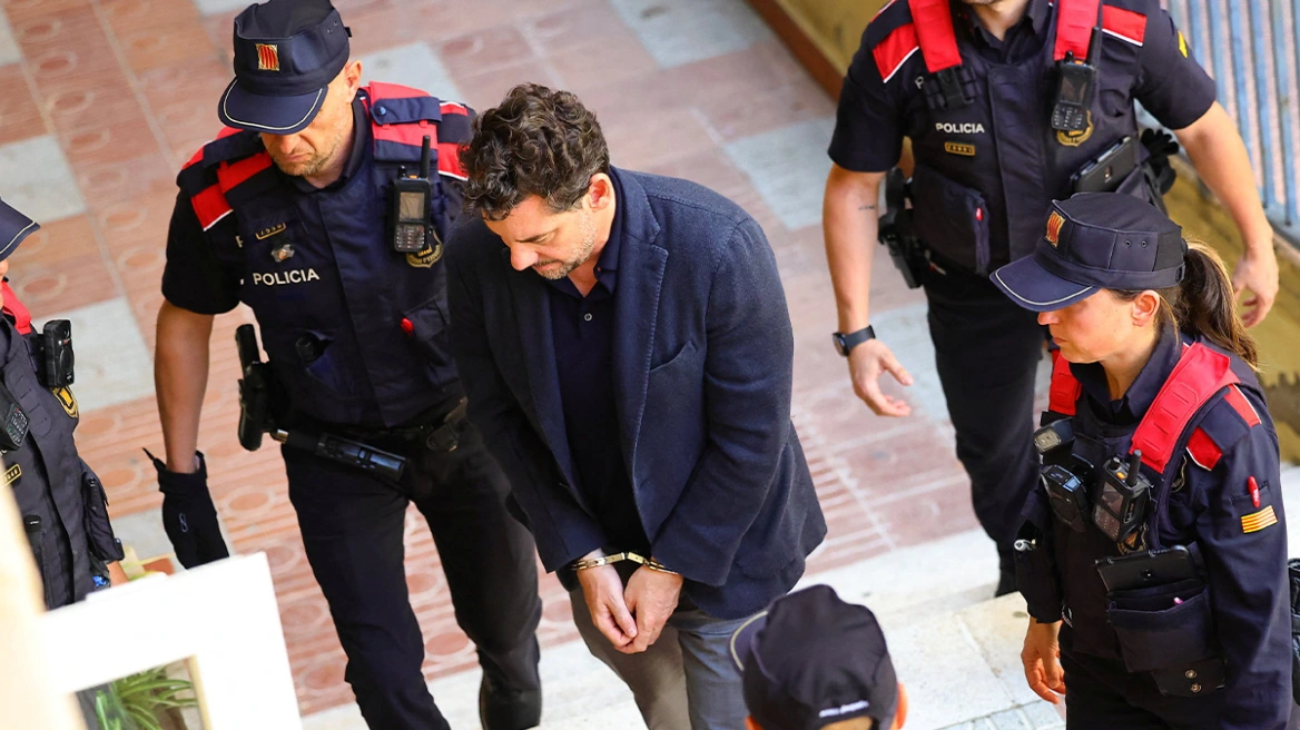 Τα στοιχεία που στριμώχνουν τον Τζόναθαν Άντικ της Mango για τον θάνατο του πατέρα του: Το χαμένο κινητό, το στρογγυλό σημάδι και η αλλαγή διαθήκης