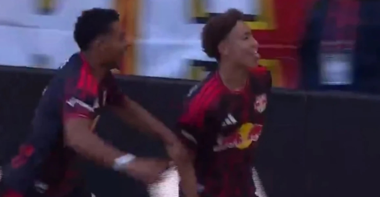 Γκολ βγαλμένο από τα... Λύκεια - Απίθανη συνεργασία τριών νεαρών στο MLS