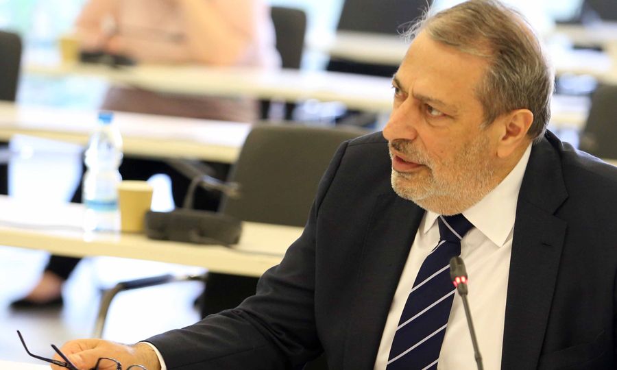 Γενικός Εισαγγελέας: Εκ νέου επιφυλάξεις για διαχωρισμό εξουσιών του στη Βουλή