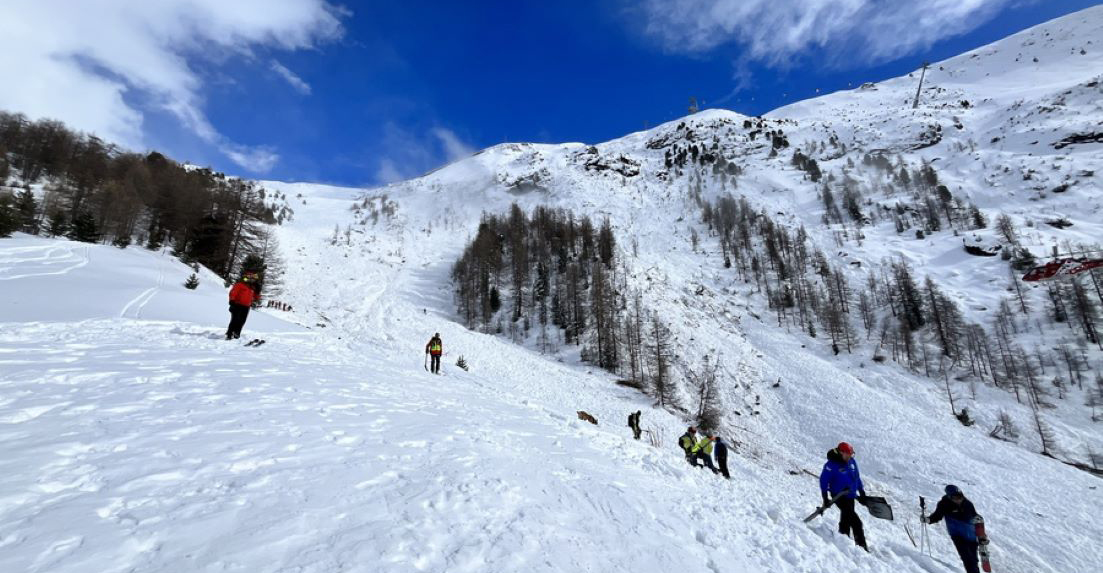 Τραγωδία σε χιονοδρομικό κέντρο: 22χρονη σκοτώθηκε όταν το σακίδιό της πιάστηκε στον αναβατήρα