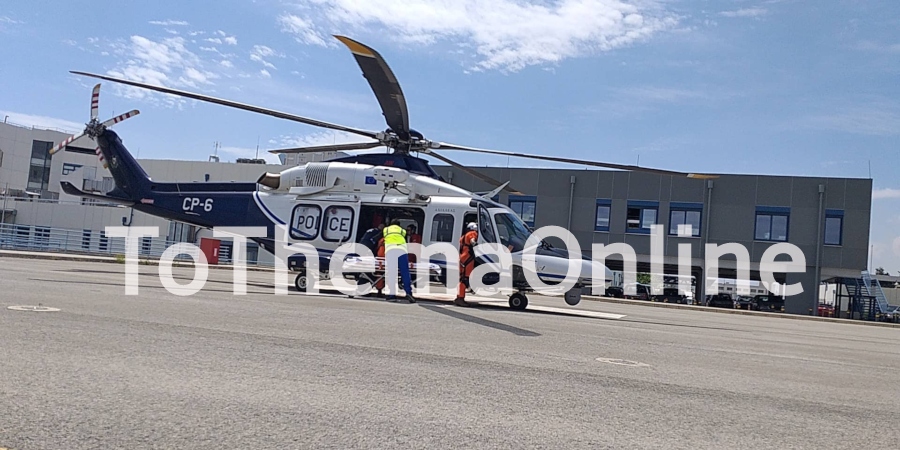 ΑΤΥΧΗΜΑ ΠΕΔΟΥΛΑ: Μεταφέρθηκε στο νοσοκομείο με ελικόπτερο ο οδηγός που έπεσε σε γκρεμό - ΦΩΤΟΓΡΑΦΙΕΣ 