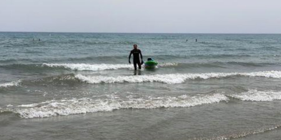 Γάλλος μόνιμος κάτοικος Κύπρου κολύμπησε από τον Πωμό μέχρι τη Λάρνακα - Διένυσε απόσταση 280 χιλιομέτρων