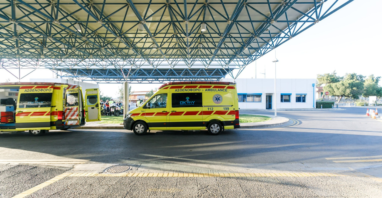 Βίντεο - Ινδή φοιτήτρια καταγγέλλει ρατσισμό στα Επείγοντα: Είχε χάσει το παιδί της λίγες μέρες πριν - Τι απαντά ο ΟΚΥπΥ