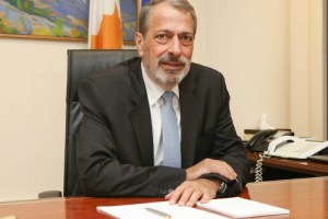 Νέο ΜΗΝΥΜΑ Υπουργού σε Παπασταύρου και ΑΕΛ: «Αν θέλουμε να καθαρίσουμε το ποδόσφαιρο…»