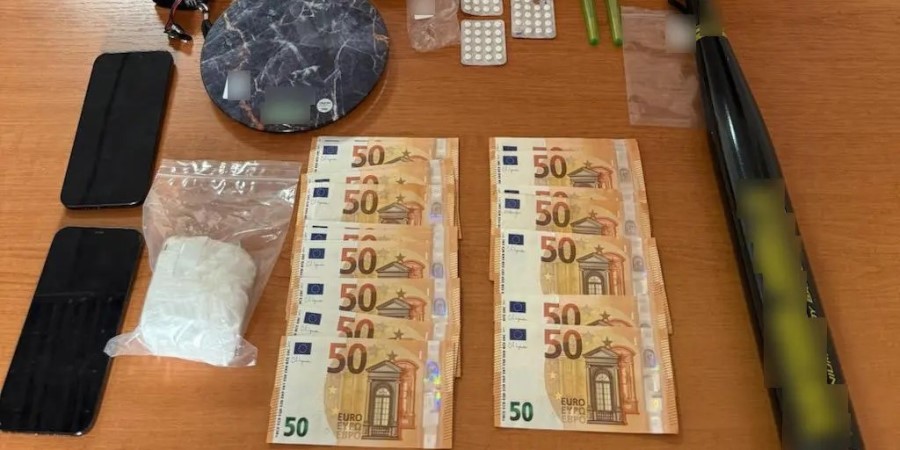 Ποινική δίωξη σε πρώην αστυνομικό και TikToker – Πώς συνελήφθη για διακίνηση ναρκωτικών - Τι βρήκαν στο σπίτι του - Φωτογραφία