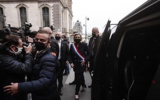 H ακροδεξιά Marine Le Pen απαλλάχθηκε από κατηγορίες για ισλαμοφοβία