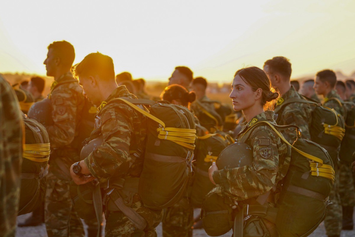 Αλλάζουν οι ένοπλες δυνάμεις στην Ελλάδα - Μπαίνουν τα drones και οι νέες τεχνολογίες στην στρατιωτική εκπαίδευση