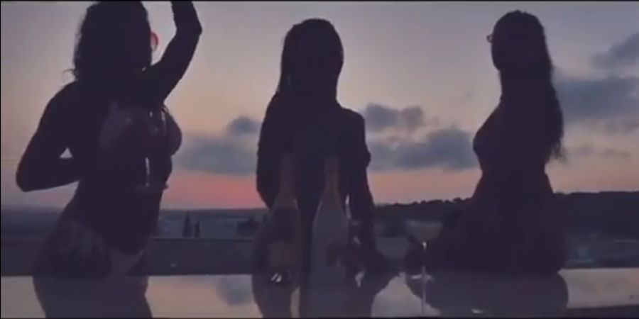 ΑΓ. ΝΑΠΑ: Το «καυτό» βίντεο Κύπριας χορεύτριας με δυο φίλες της στην πισίνα– VIDEO