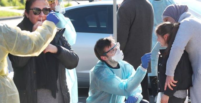 Διπλάσια τα κρούσματα SARS-CoV-2 σε σχέση με τις πολύ σοβαρές περιπτώσεις γρίπης αναφέρει ο ΠΟΥ