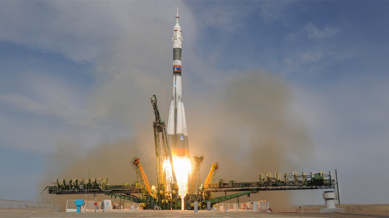 Οι ΗΠΑ κατηγορούν τη Ρωσία πως έστειλε διαστημικό όπλο σε τροχιά αμερικανικού δορυφόρου