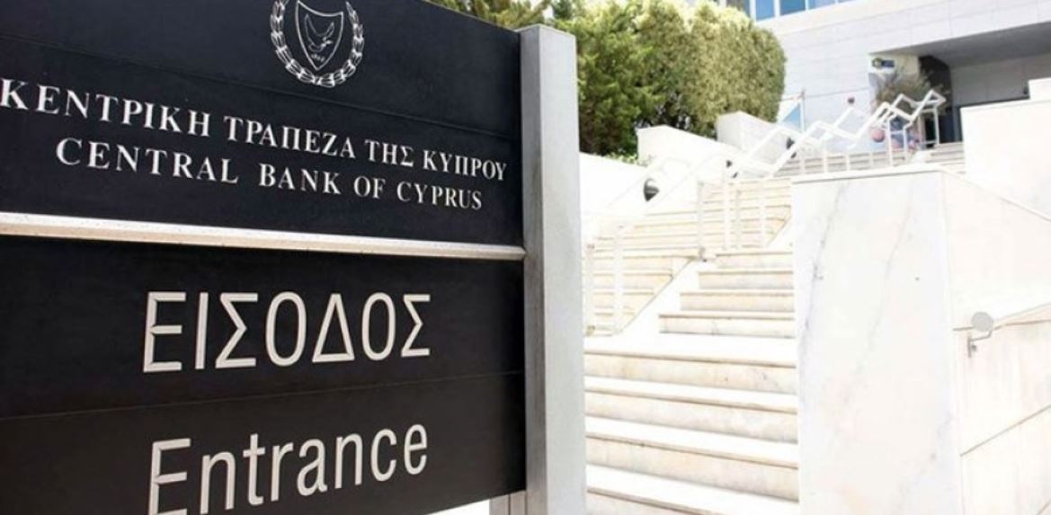 Το κράτος που τους κούρεψε τους ζητά και τα ρέστα