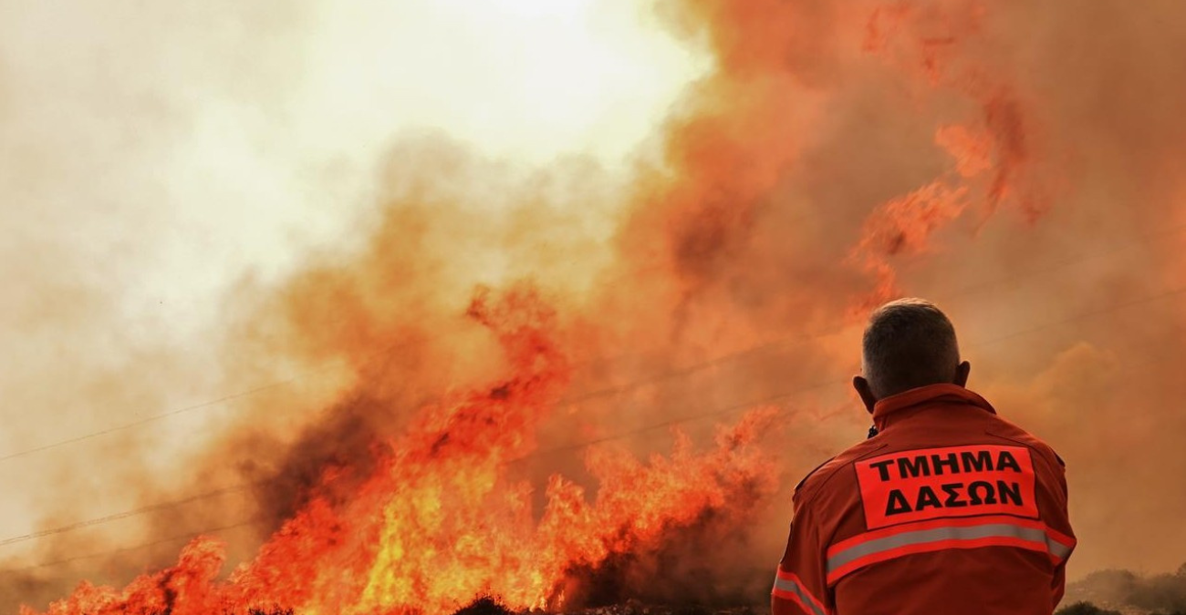 Συναγερμός για πυρκαγιά στην περιοχή Λαγουδερά