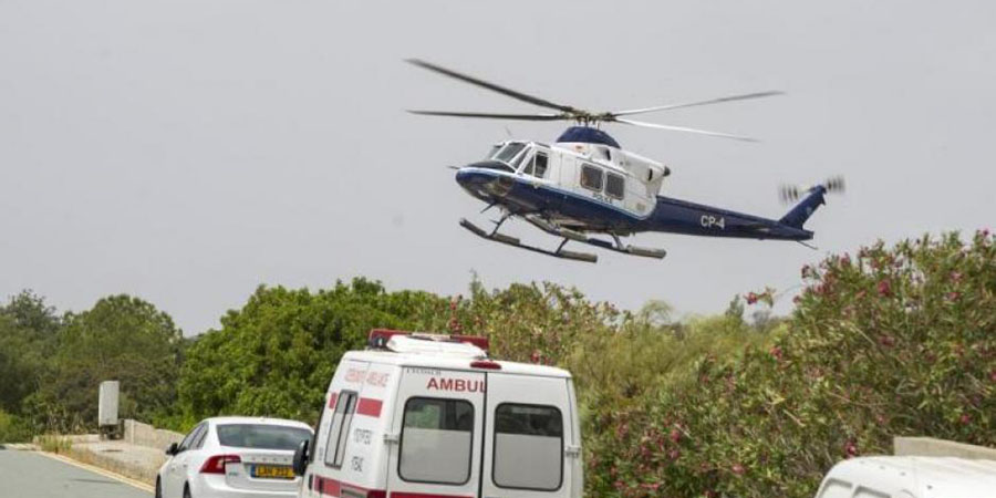 ΕΚΤΑΚΤΟ-ΜΑΡΑΘΑΣΑ: Ελικόπτερο στο σημείο όπου έπεσε το όχημα με τα δυο πρόσωπα –Γκρεμός 100 μέτρων