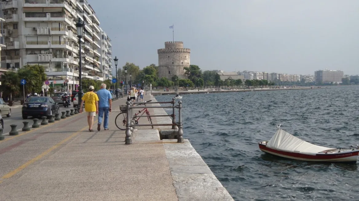 Σε άνδρα 23 ετών ανήκει η μία από τις δύο σορούς που ανασύρθηκαν από τον Θερμαϊκό