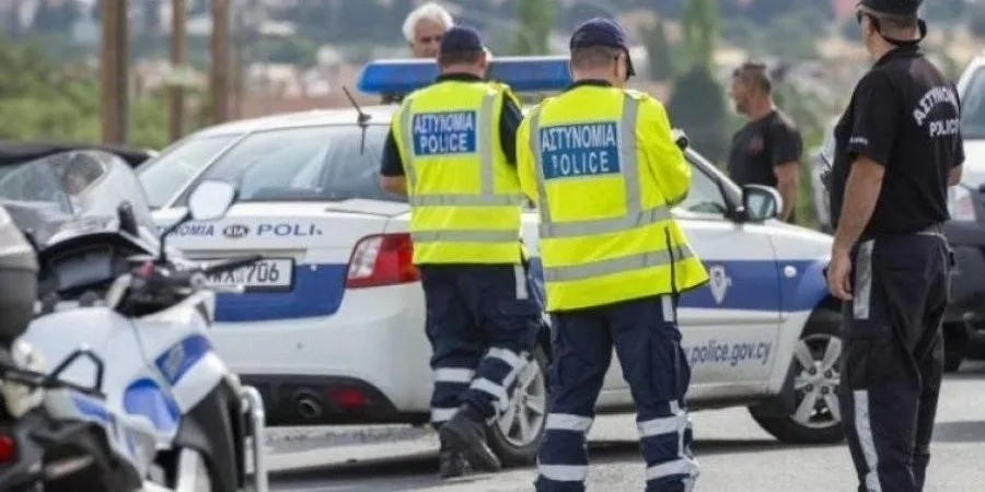 Παγκύπριοι έλεγχοι τροχαίας: Πέραν των 300 παραβάσεων σε ένα 24ωρο - Τα κυριότερα αδικήματα