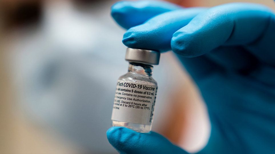 ΚΟΡΩΝΟΪΟΣ: Πόσο καλύπτει το εμβόλιο τον μεταλλαγμένο ιό