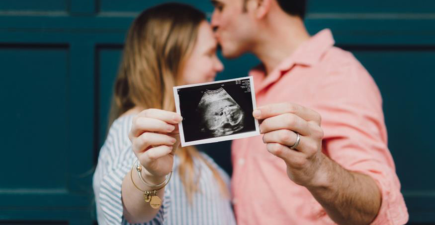 Προσπαθούσαν 22 μήνες για μωρό: Επιστήμονες λένε πως η λύση ήρθε όταν «πέταξαν» αυτό από τη ζωή τους