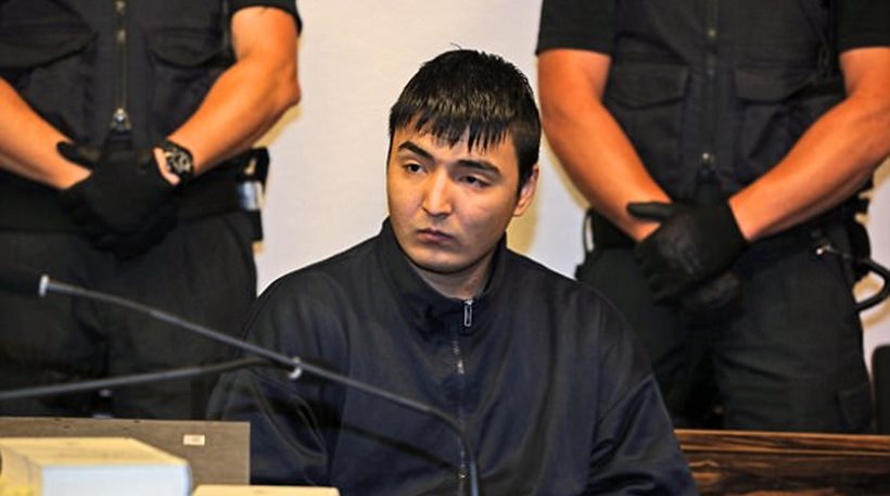 Νέα ανατροπή για τον «ανήλικο» Αφγανό που δολοφόνησε τη Γερμανίδα φοιτήτρια: Είναι 33 ετών λέει ο πατέρας του