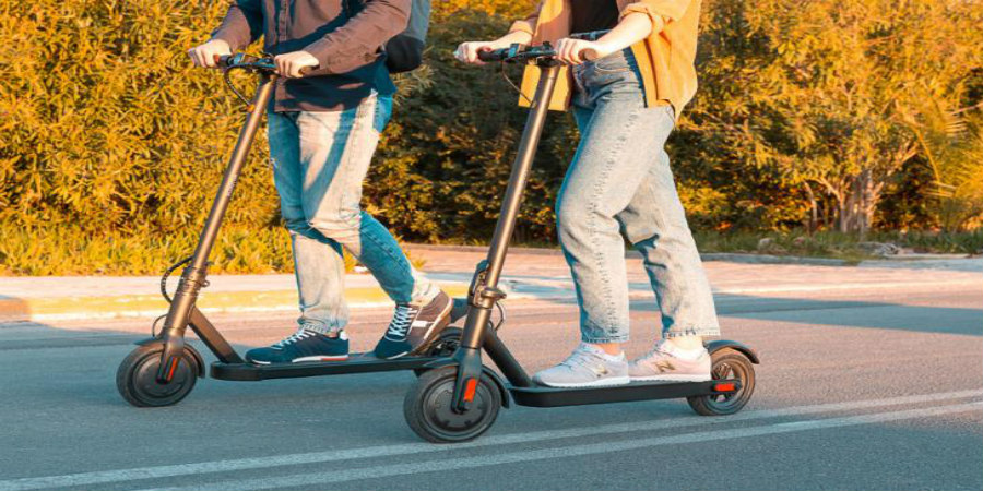 Ψηφίστηκε το νομοσχέδιο για τα scooters - Όλα όσα πρέπει να ξέρετε πρίν τα οδηγήσετε 