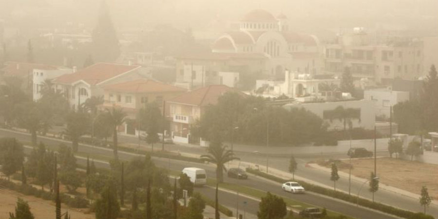 Καιρός: Μικρή πτώση στην θερμοκρασία με σκόνη στην ατμόσφαιρα - Αναλυτικά οι προβλέψεις